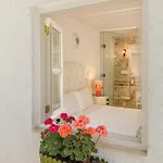 Alacati Roka Tas Butik Hotel Çeşme