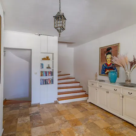 Alacati Roka Tas Butik Hotel