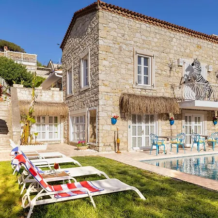 Hotel Alacati Roka Tas Butik *