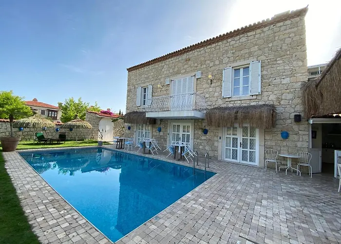 Alaçati Roka Taş Butık Otel